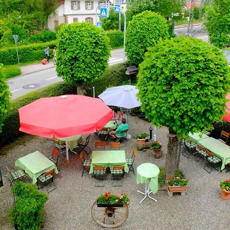 Hotel Löwen Kirchzarten Buitenkant foto